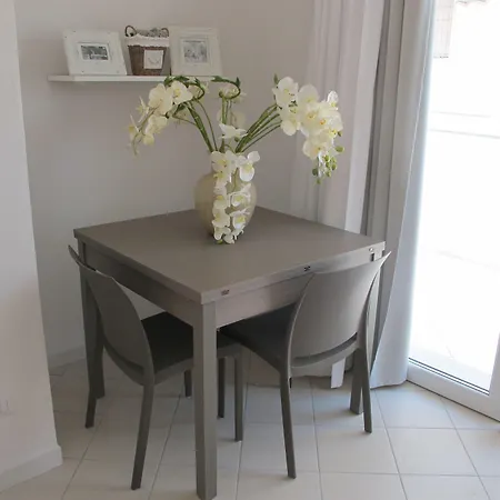 Guest House Suite 3* Ольбия