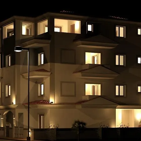 Guest House Suite Πανσιόν
