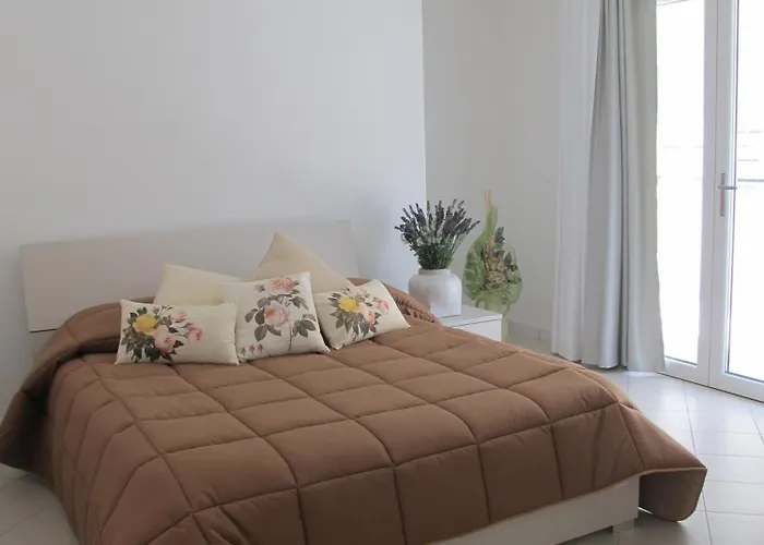 Guest House Suite 3* Ольбия